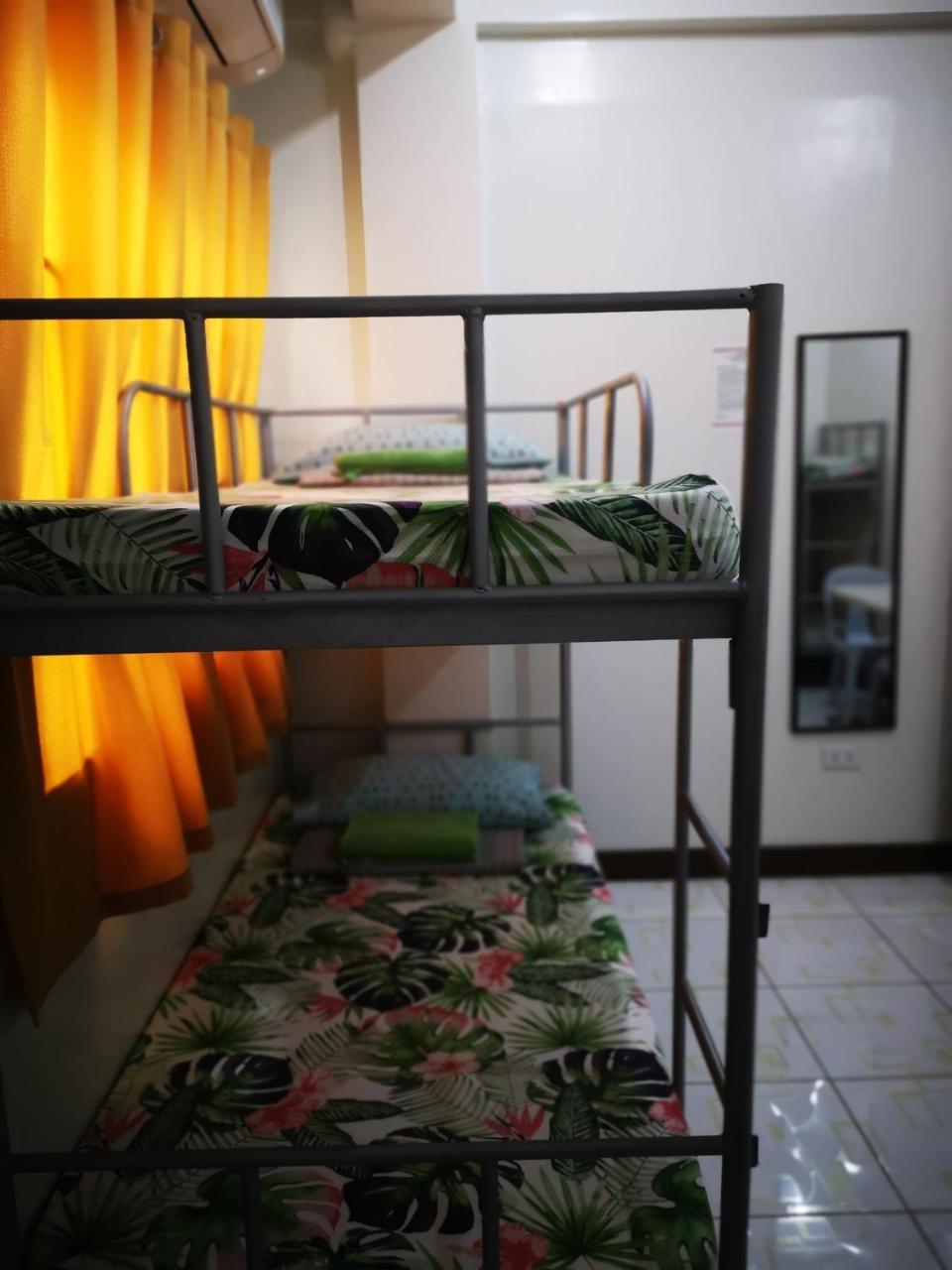 Jdl Residences Hostel Legazpi Eksteriør bilde