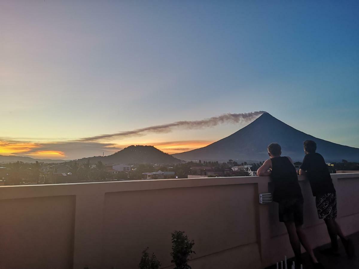 Jdl Residences Hostel Legazpi Eksteriør bilde